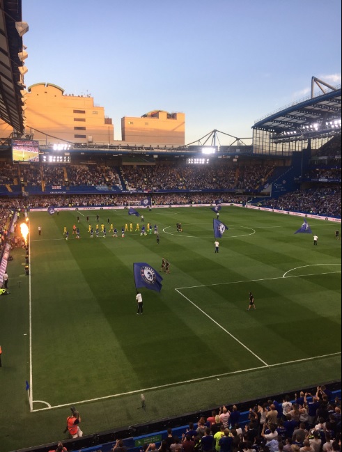 Pictures of Stamford Bridge as the teams come out EFL Cup